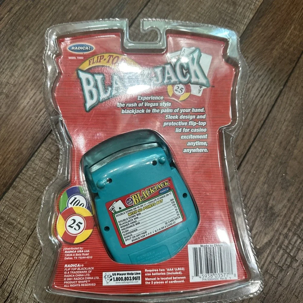 Radica FLIP TOP BLACKJACK Electronic Handheld Game 2001 Model 72002 NEW SEALED